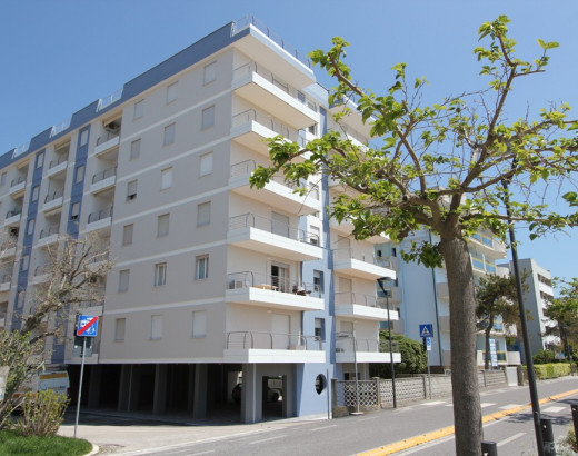 ADRIATICO CONDOMINIO - Trilocale  6 pax
